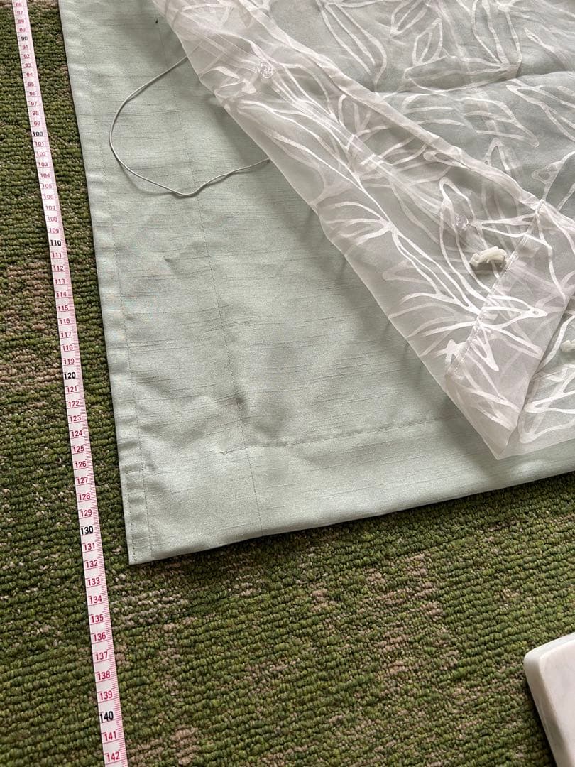 小窓用高級シェードカーテン