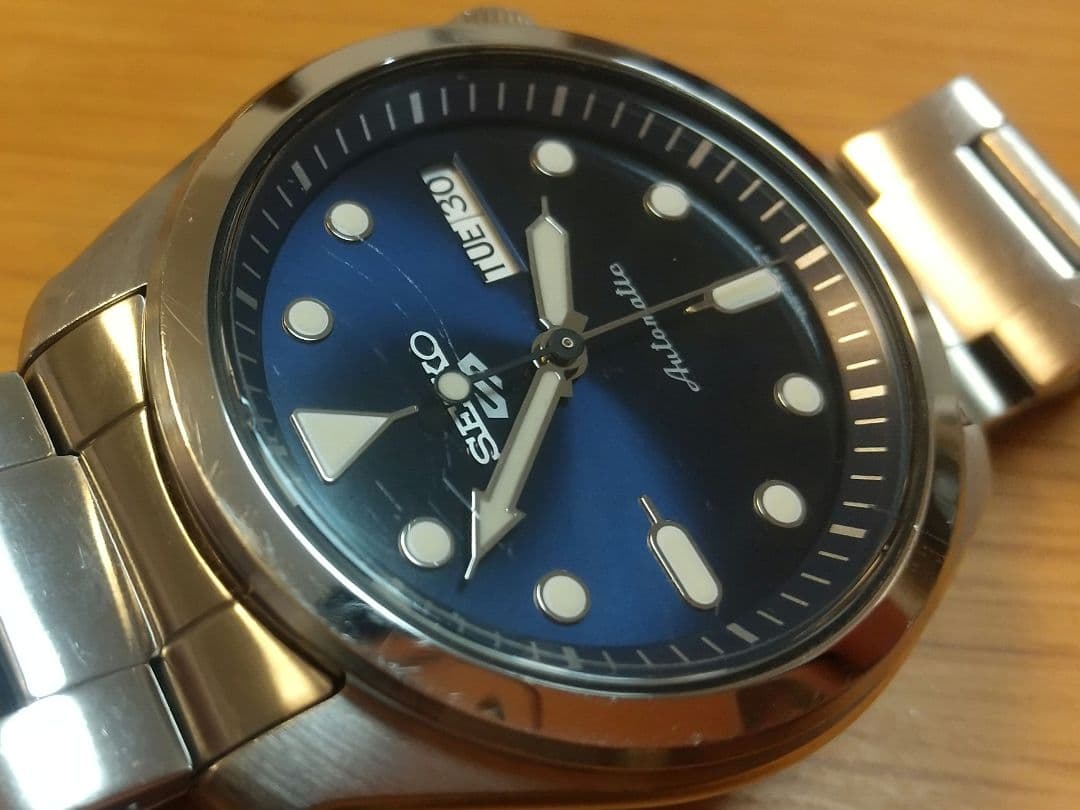 腕時計 SEIKO 5 SPORTS 自動巻