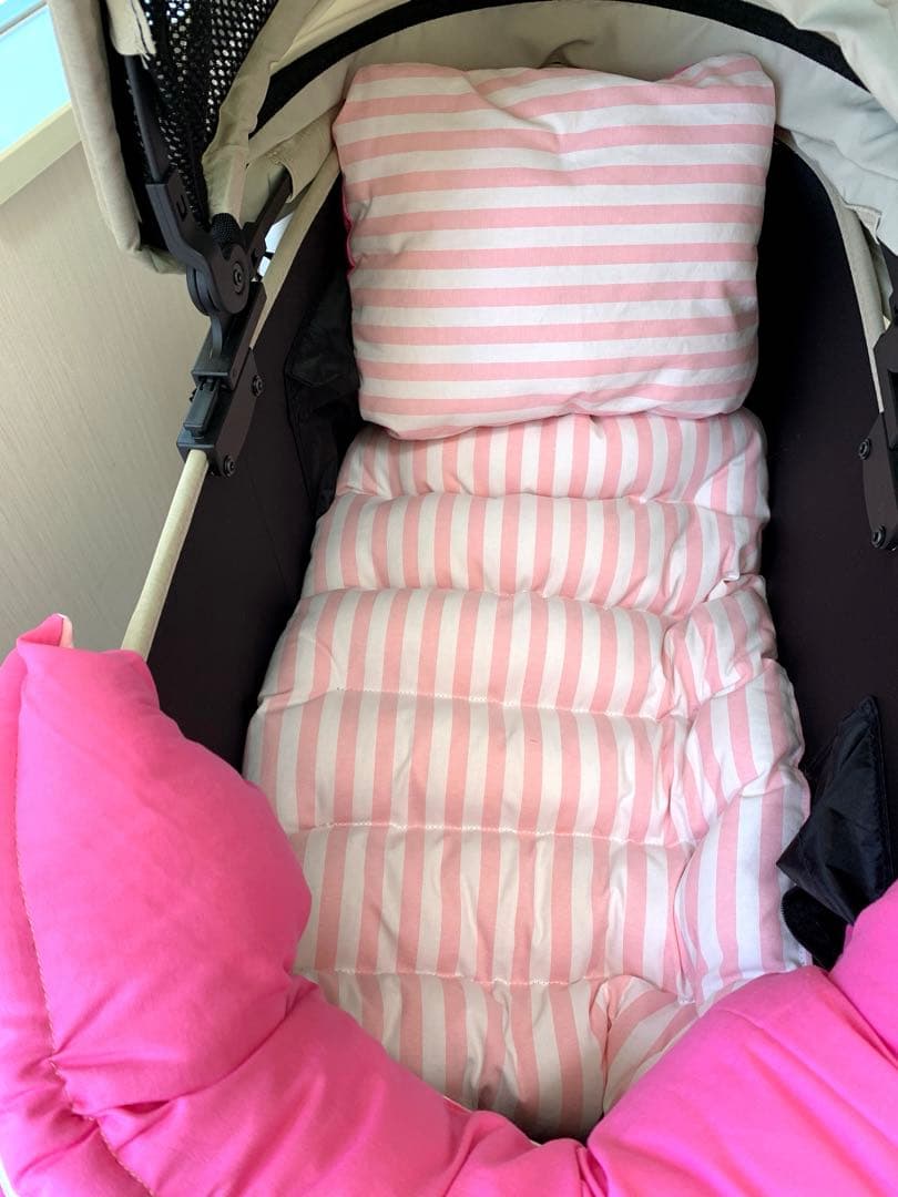 6点セット　コンフォーター　あごのせ　カートクッション　ピロ　あごのせの置き