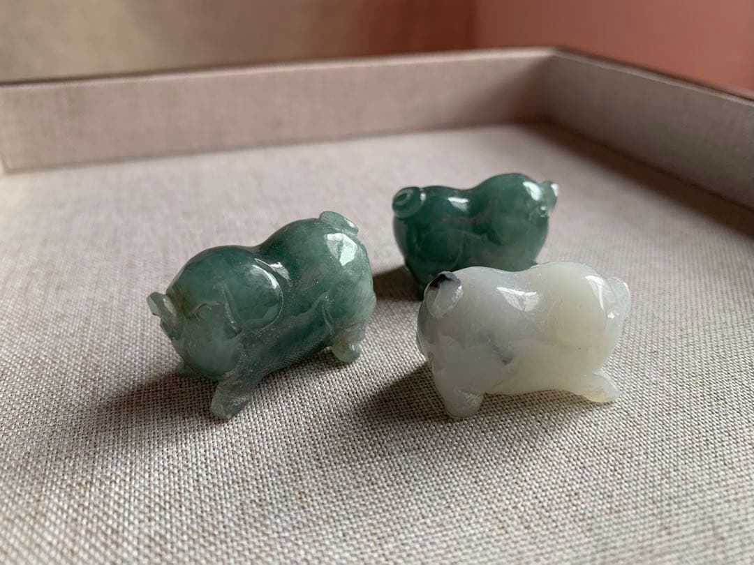 本翡翠 三匹の子豚 ばら売り可能 置物