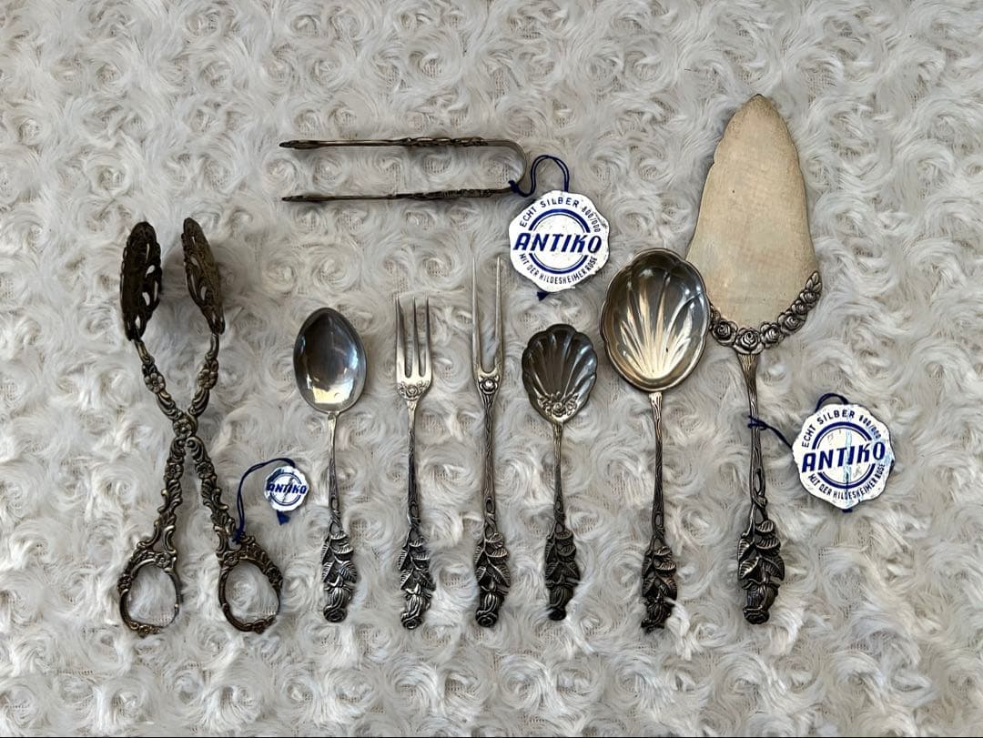 ANTIKO社　ヒルデスハイムローズ　カトラリーセット〈18本セット〉銀製800
