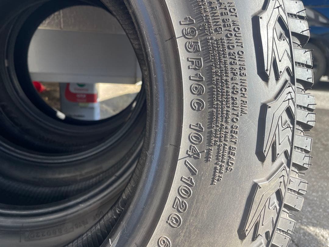 送料無料‼️中古美品‼️ジオランダーX-AT 195r16c 4本