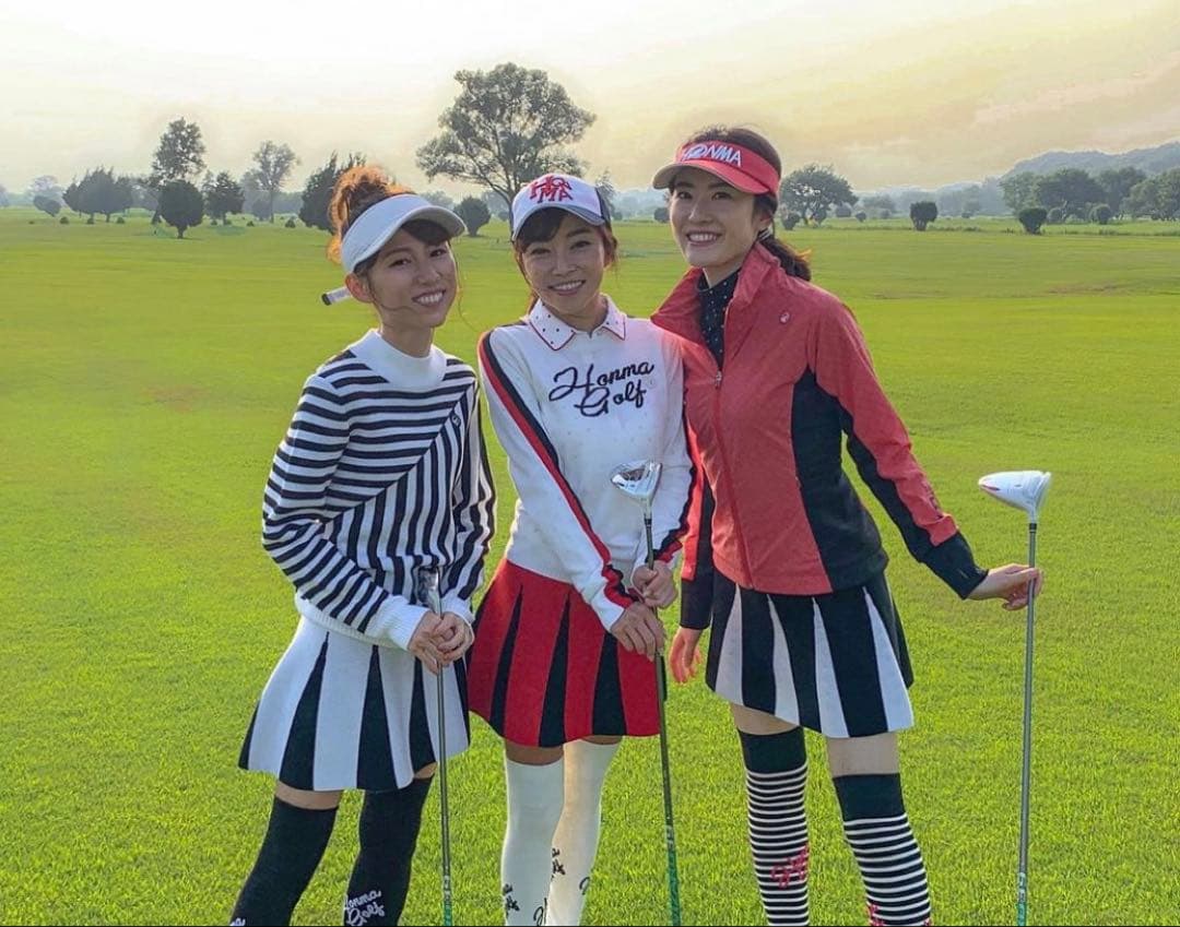 ホンマゴルフ　③点セット　防風総裏地セーター　スカート　ニーハイソックス