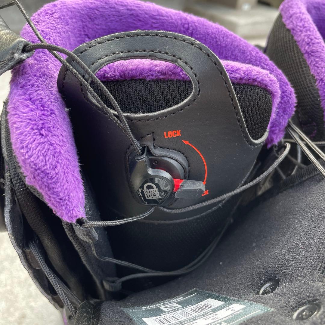 SALOMON 女性用スノーボードブーツ ブラック/パープル 23.5cm