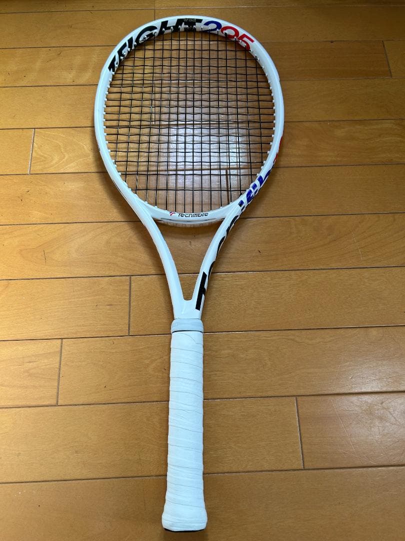 テクニファイバー T-Fight 295 テニスラケット　G2