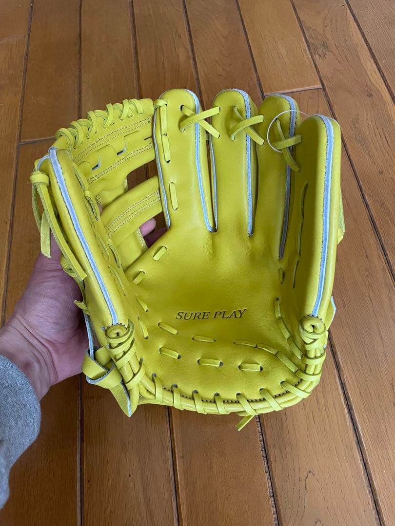 SURE PLAY 硬式グローブ　内野手用　レモンイエロー