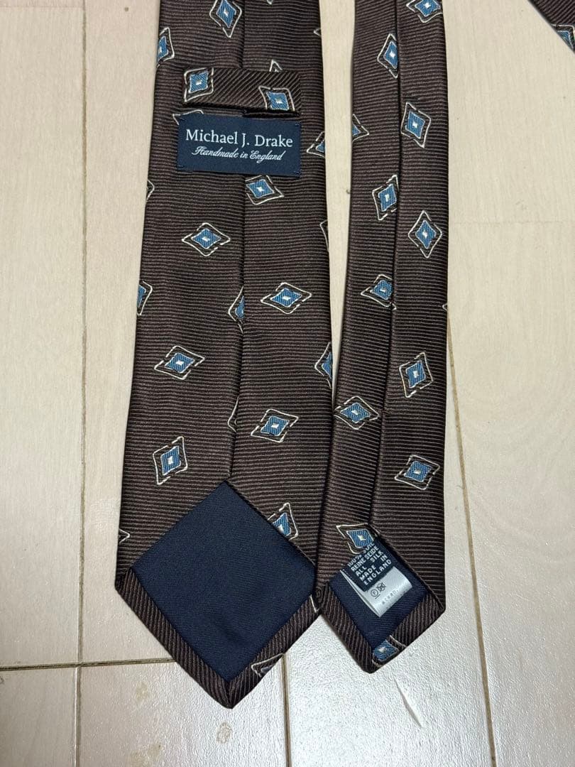 美品 1.9万 ドレイクス ハンドメイド ストライプタイ ビームスF購入