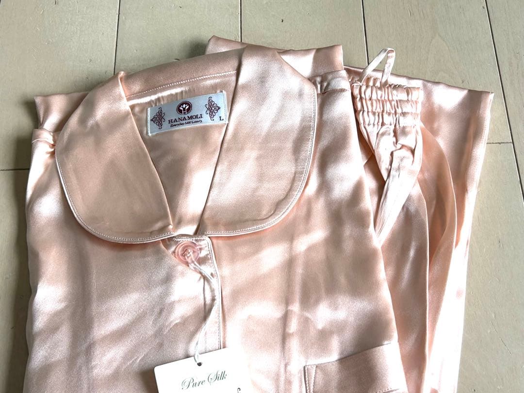 ⭐︎未使用⭐︎　シルク100% 絹 婦人　ピンクHANAMOLI 長袖