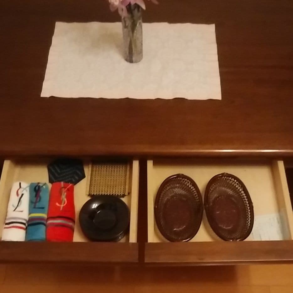 カリモク引き出しローテーブル