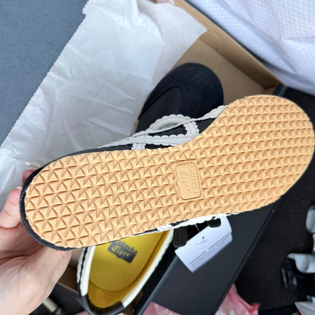 Onitsuka Tiger ブラック/ホワイト スニーカー