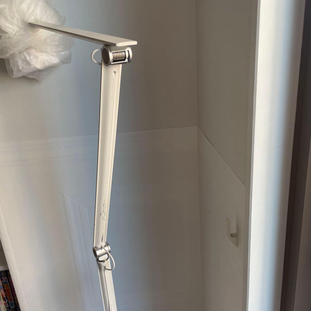 ルイスポールセンNJP フロア ホワイト