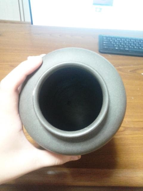 謎の陶器(それなりに大きい)