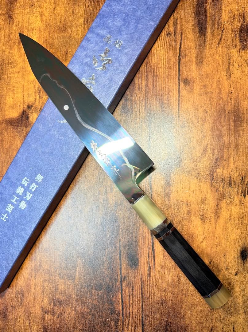 【堺打刃物】和牛刀 切付　水本焼　白一鋼 富士山　8寸　鏡面　包丁　黒檀水牛角柄
