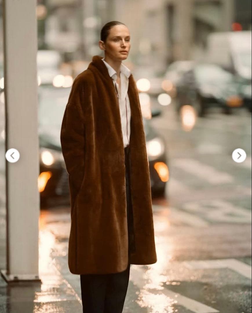 ジャケット・アウター TOTEME Chelsea faux fur coat