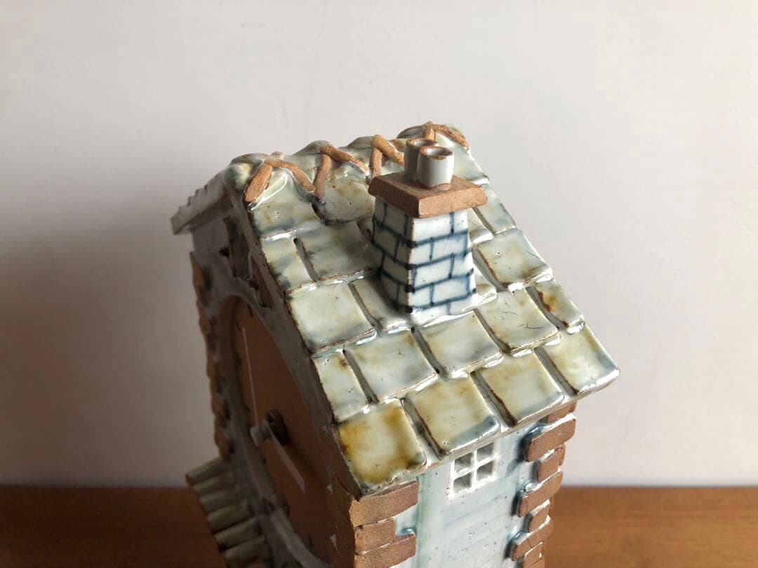 ドイツ ヴィンテージ 北欧雑貨 置き時計 陶器 煙突のある家 作家サイン 動良好