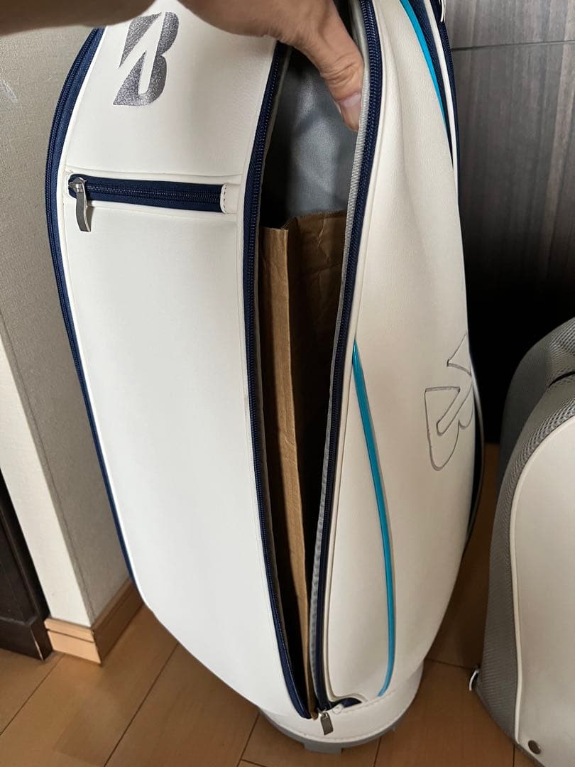 ベル　未使用新古品ブリヂストン　キャディバッグ　BG-100L レディース