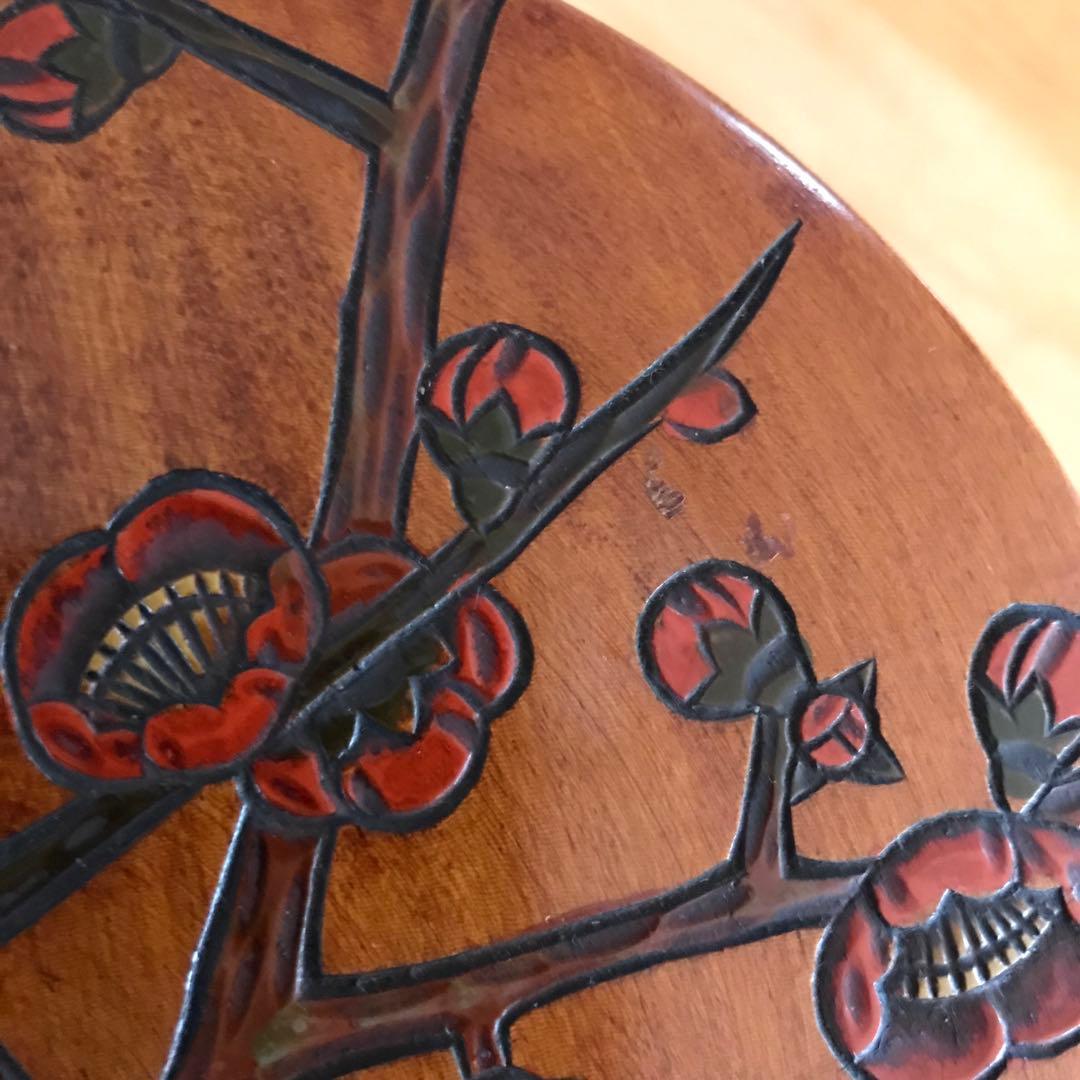 三段重箱　紅梅　彫刻色付き　天然木くり抜き