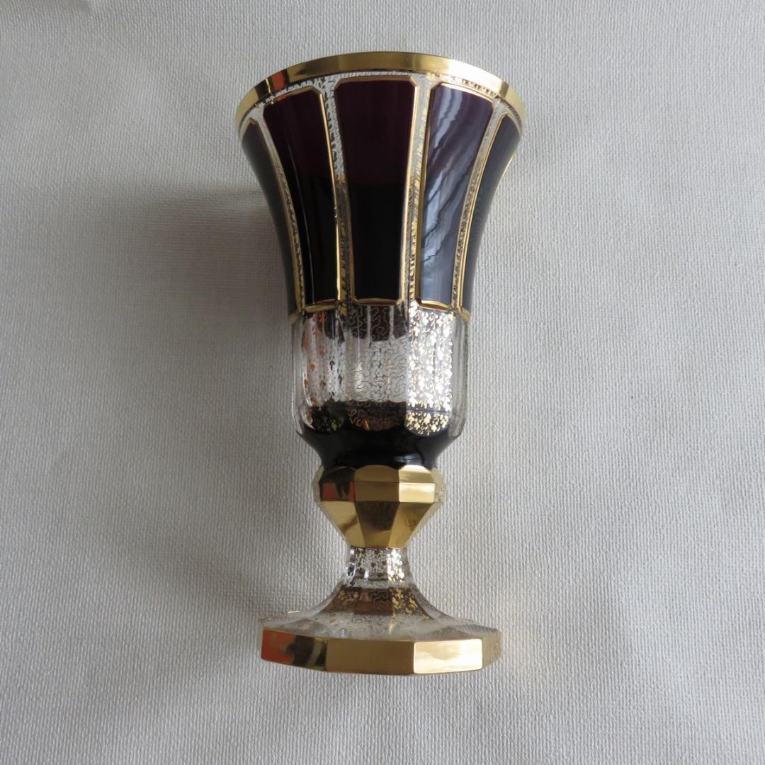 ボヘミアガラス　花瓶　金彩　箱付き