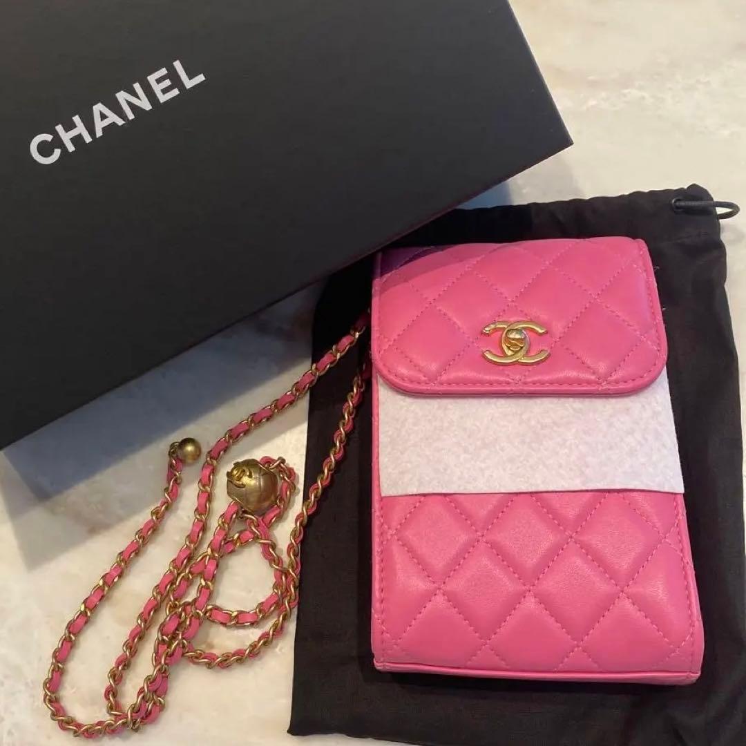 超美品CHANELシャネル♡ピンクマトラッセスマホケースミニショルダーバッグ