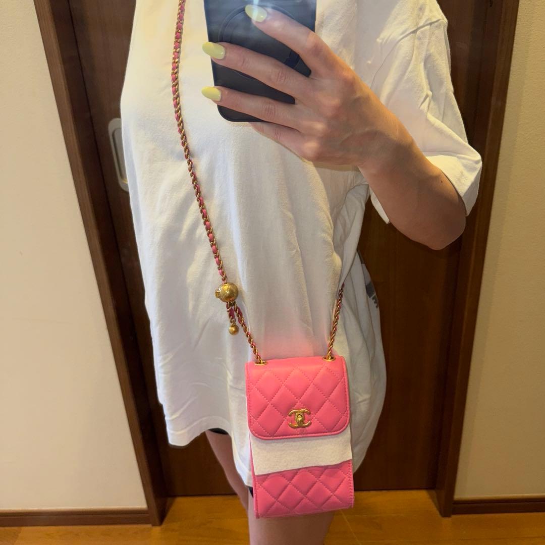 超美品CHANELシャネル♡ピンクマトラッセスマホケースミニショルダーバッグ
