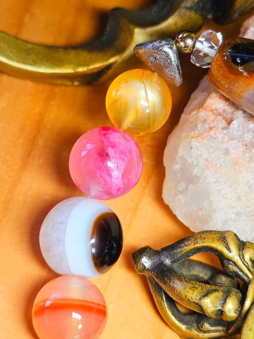 超開運‼️干支(馬)の置物と新春開運ブレスの2点セット