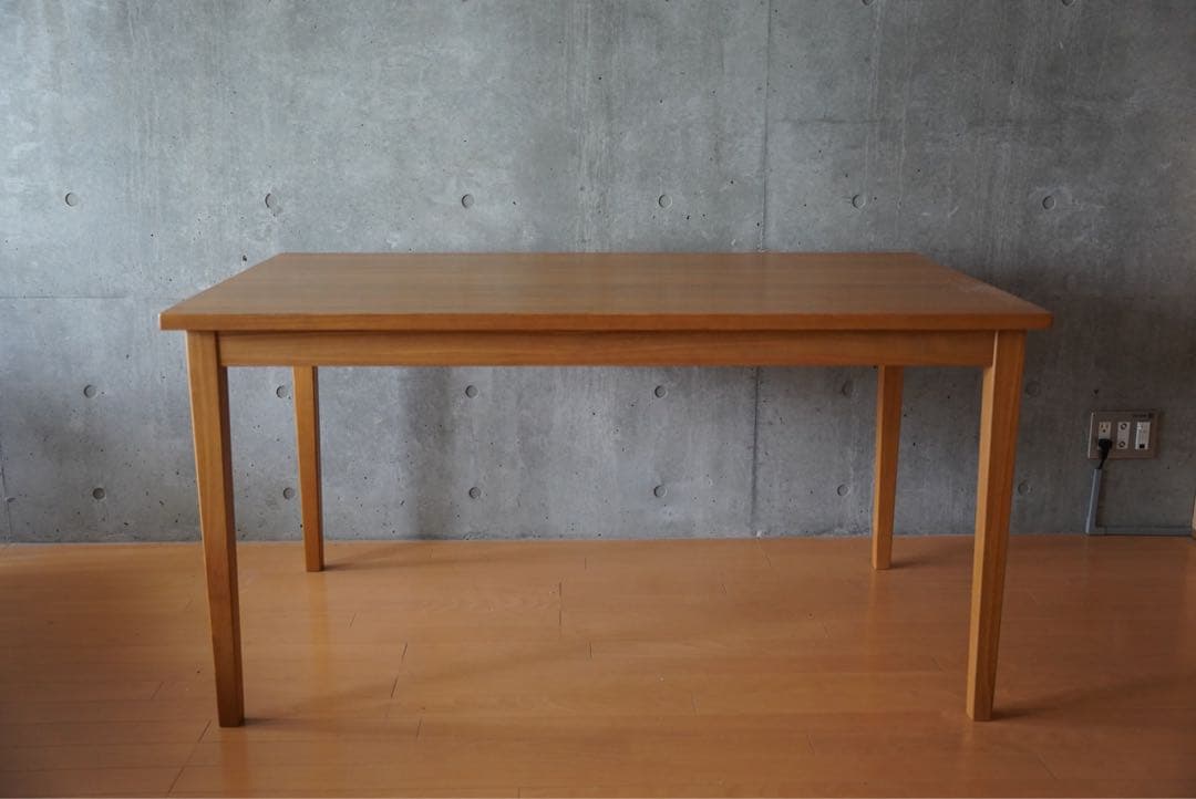 ※k_k_【北欧インテリア】無印良品ダイニングテーブル　140cm
