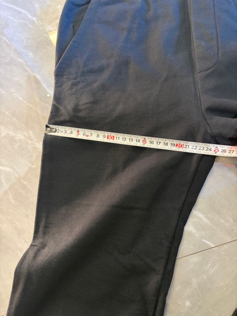 黒 スウェットパンツPRADA