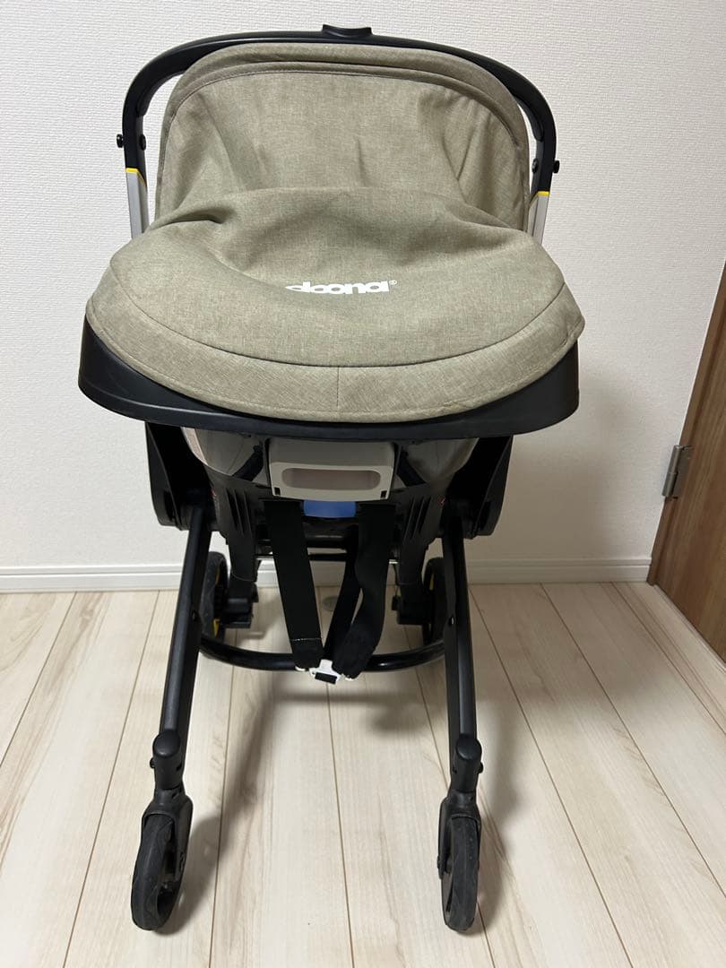 週末特価　Doona+（ドゥーナ プラス）本体＋付属品セット 中古