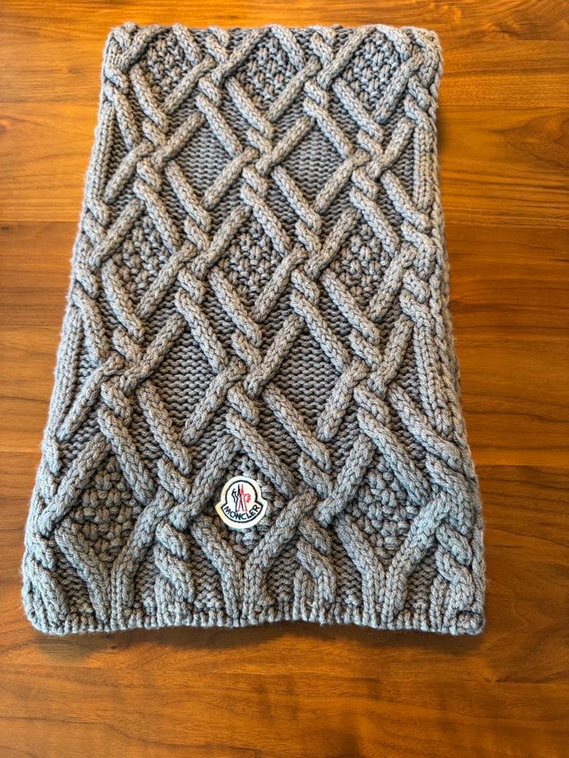 Moncler ケーブル編み ニットマフラー グレー