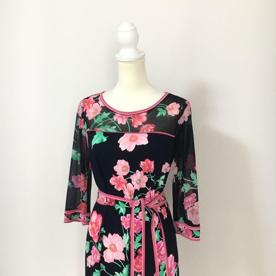 近年美品　LEONARD レオナール　カンカン　ベルト　ワンピース　40