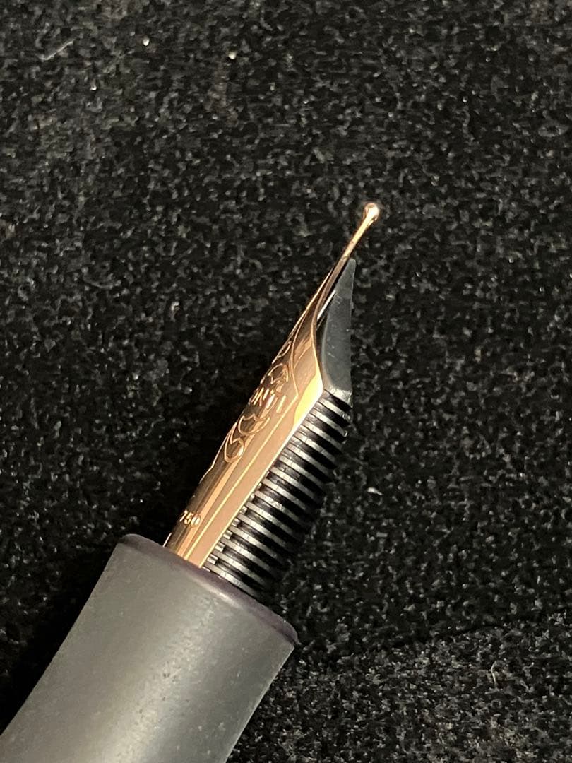 visconti ホモサピエンス クリスタルドリーム M 中字