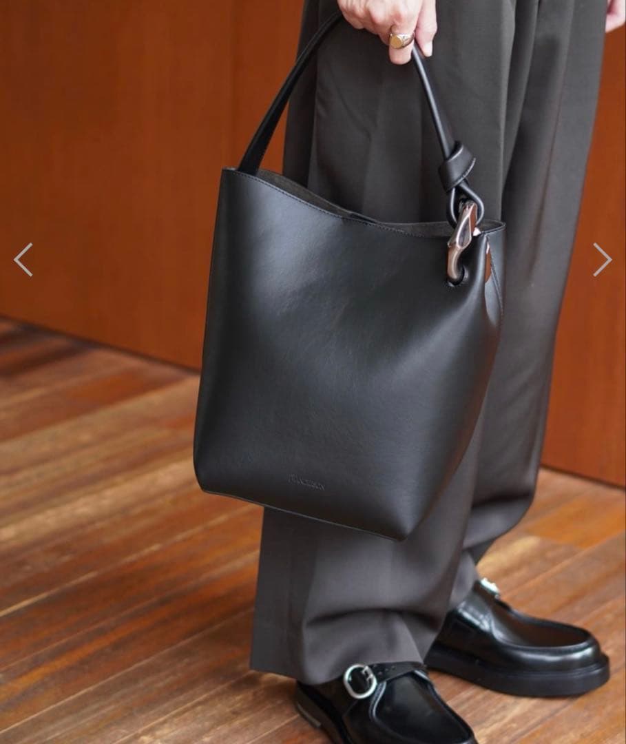 THE JWA CORNER BUCKET バケットバッグ　トートバッグ男女兼用