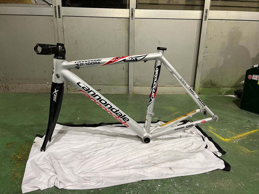 cannondale System Sixカーボンフレーム