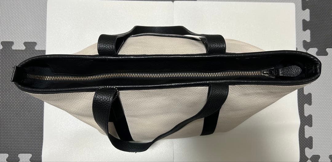 COACH F23248レザートートバッグ ホワイト/ブラック