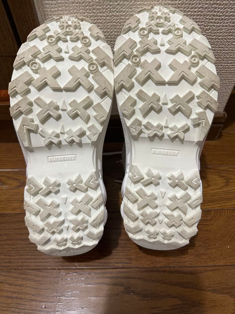 BURBERRY バーバリー ローカット スニーカー