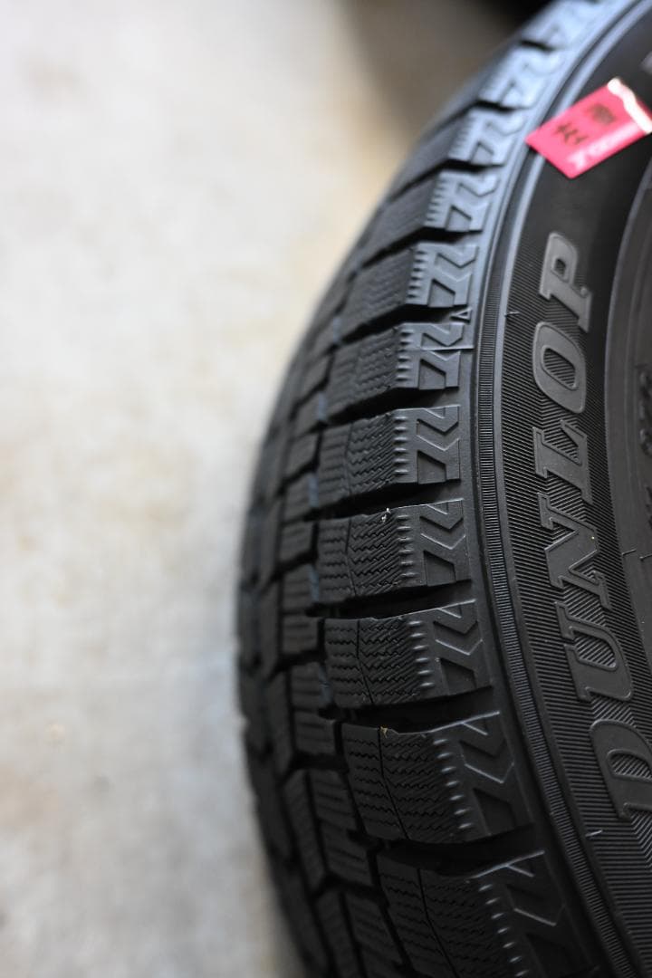 DUNLOP WINTER MAXX 225/55R17 スタッドレス