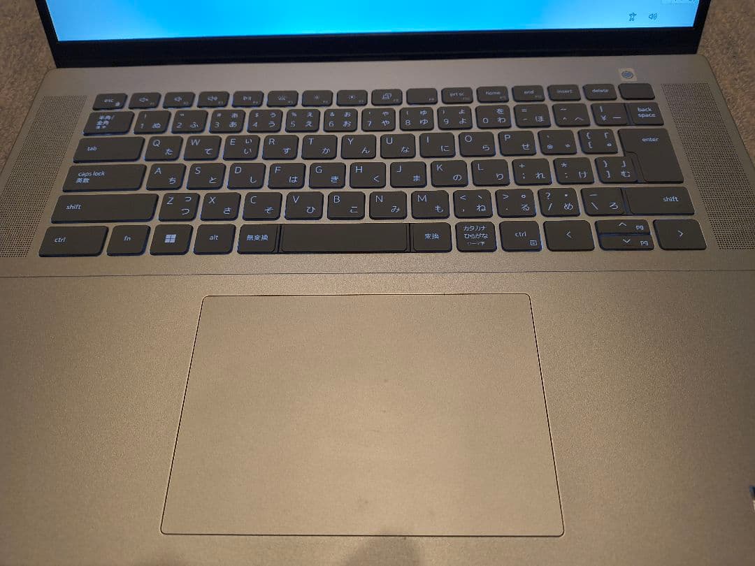 DELL Ryzen 16GB 15.6インチ シルバーInspiron16