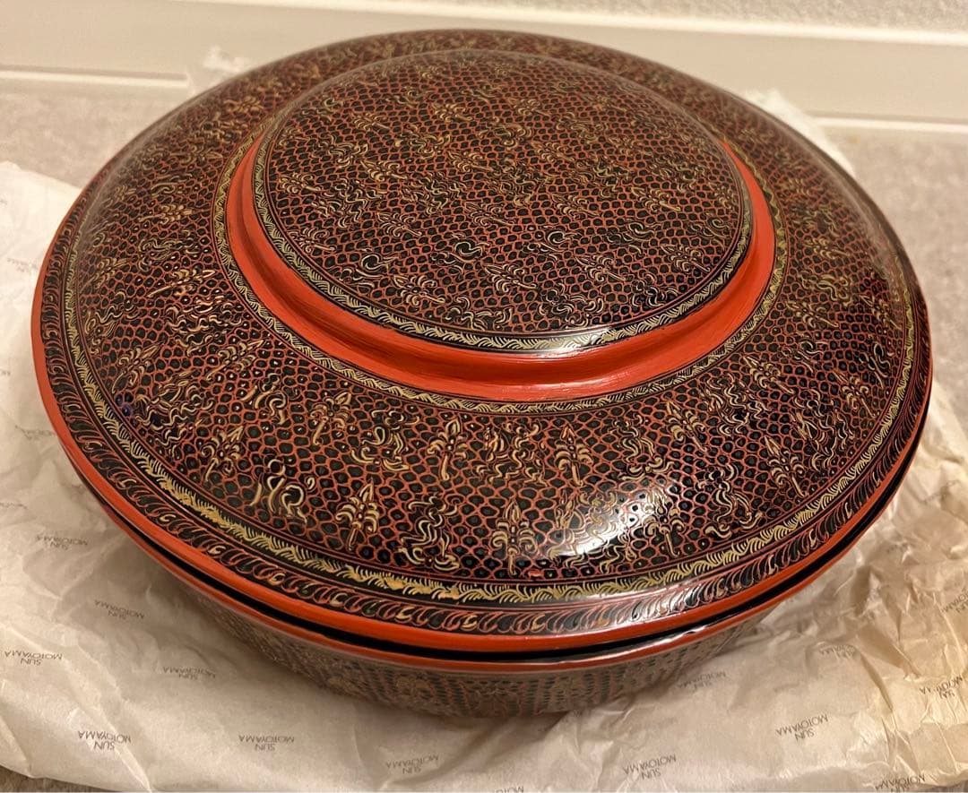 【レム】八角螺鈿　宝石小物入れ 貝細工　入れ物　縁起　器付き