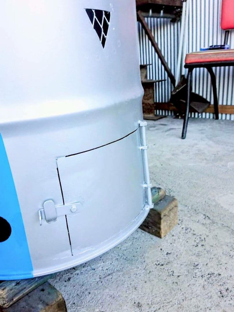 ドラム缶焚き火台 購入前に説明文を 読みコメントくださいよろしくお願いいたします