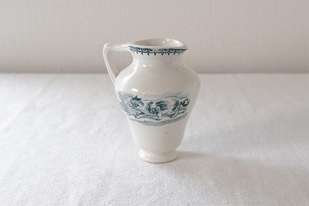 フランスアンティーク　クレイユモントロー　小さな　ピシェ　猫　 H7.9cm