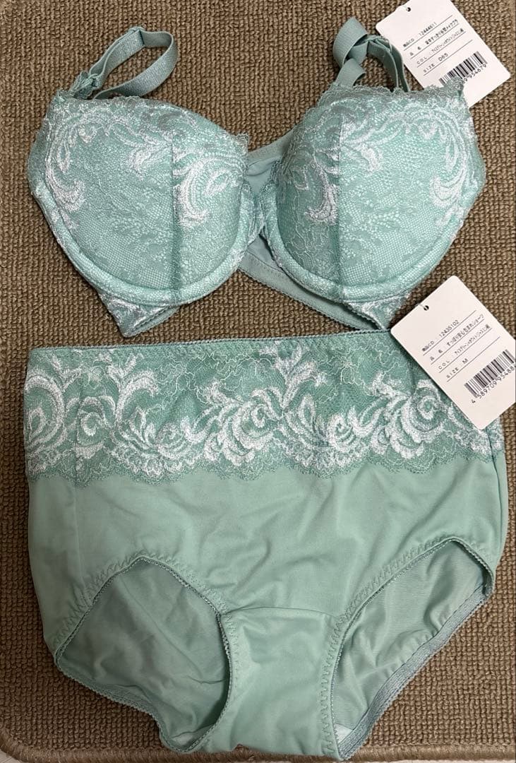 マルコ　マキジェリーク　ブラショーツセットD65M　新品タグ付き