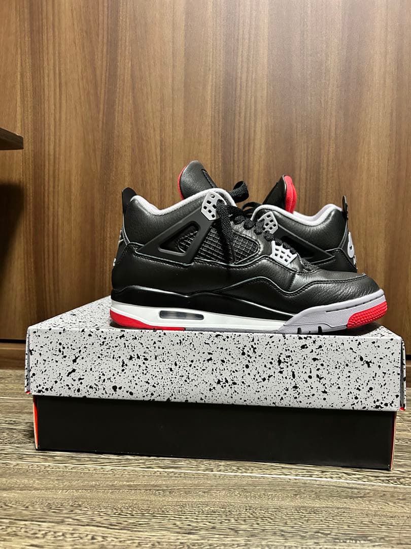 靴 Nike Air Jordan 4 Retro Bred Reimagined