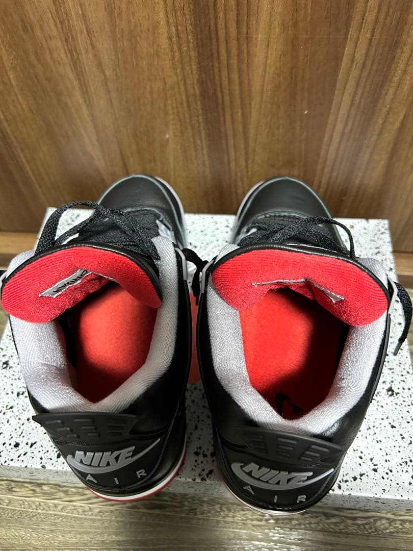 靴 Nike Air Jordan 4 Retro Bred Reimagined