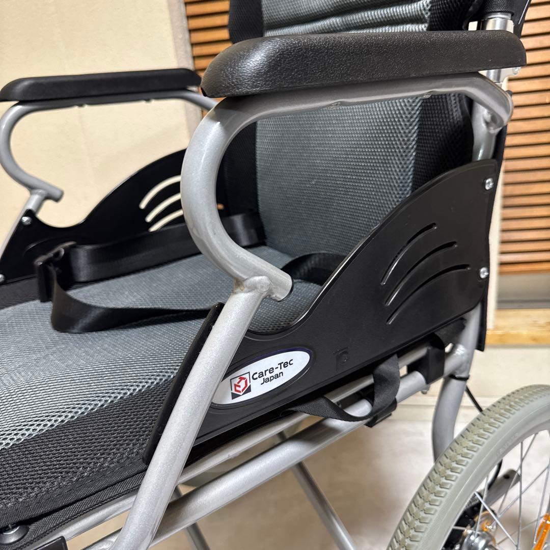 美品 ケアテックジャパン 介助式車椅子 ハピネスライト 介助式 コンパクト