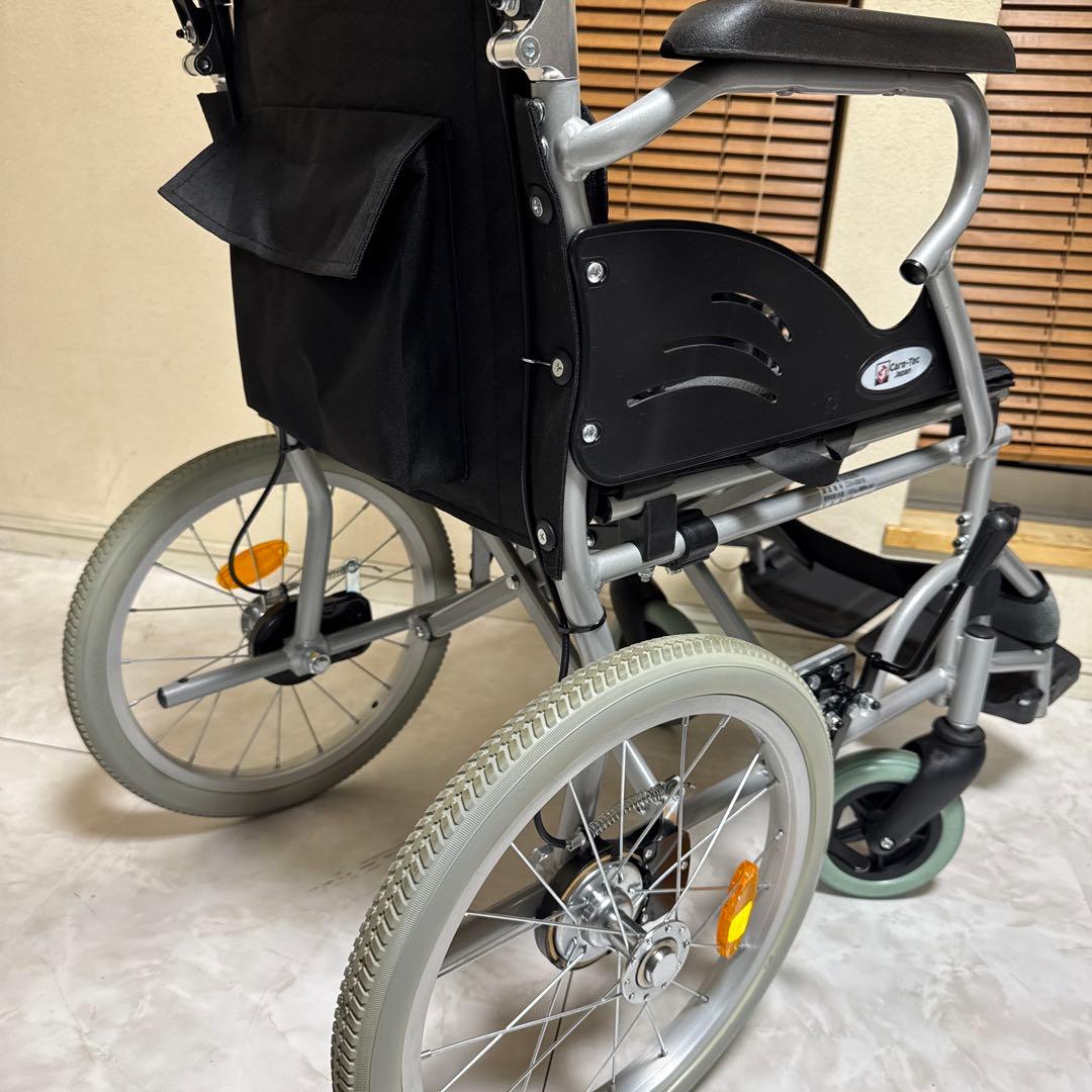 美品 ケアテックジャパン 介助式車椅子 ハピネスライト 介助式 コンパクト