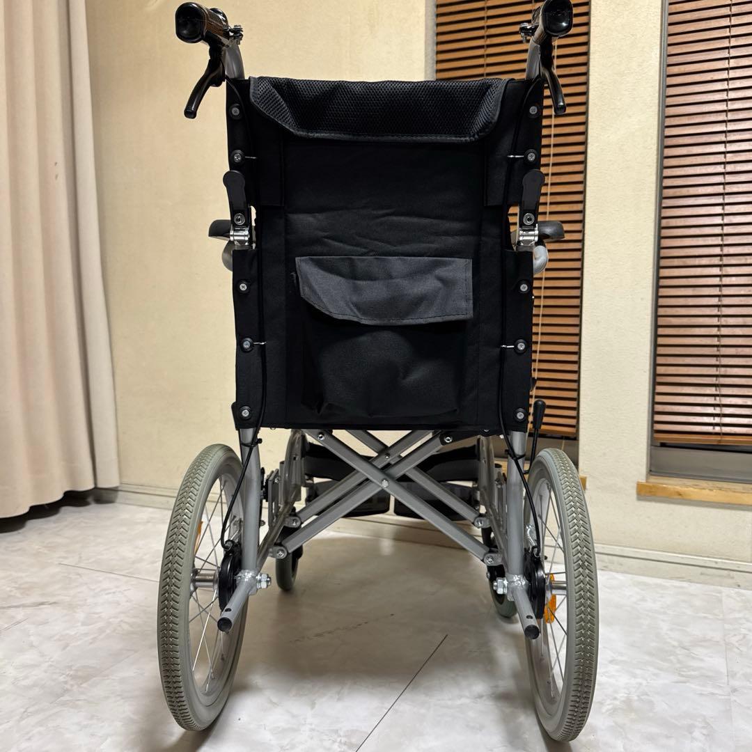 美品 ケアテックジャパン 介助式車椅子 ハピネスライト 介助式 コンパクト