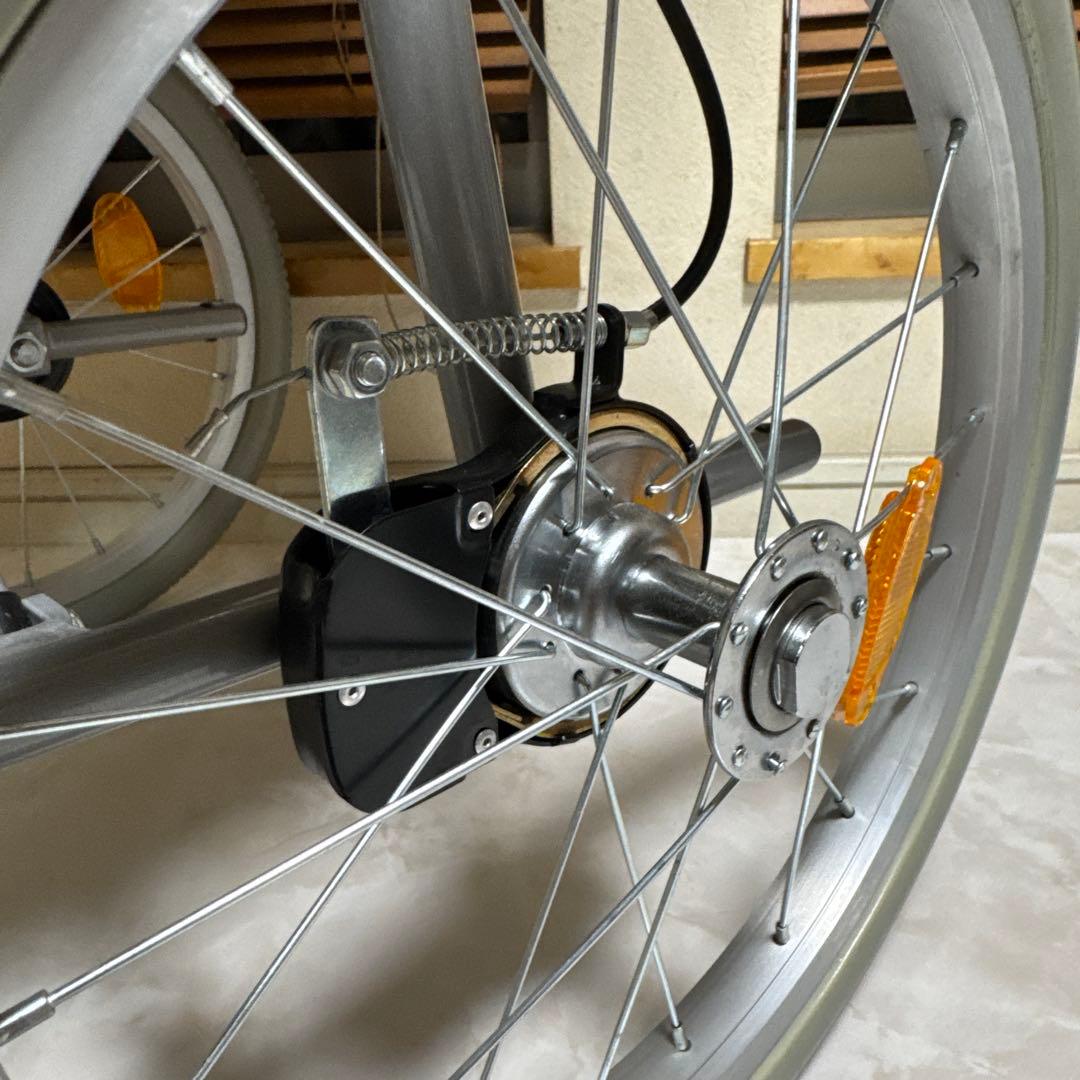 美品 ケアテックジャパン 介助式車椅子 ハピネスライト 介助式 コンパクト