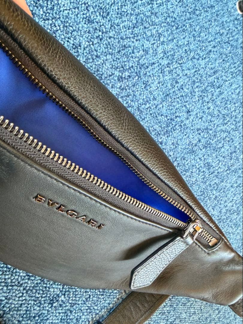 BVLGARI ブラック ボディバッグ