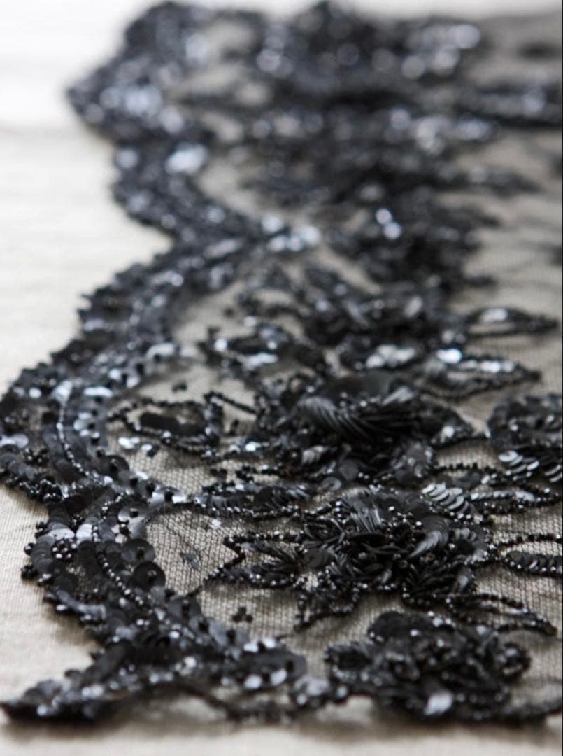 フランスアンティーク　オートクチュール刺繍 リュネビル刺繍　ピース　希少