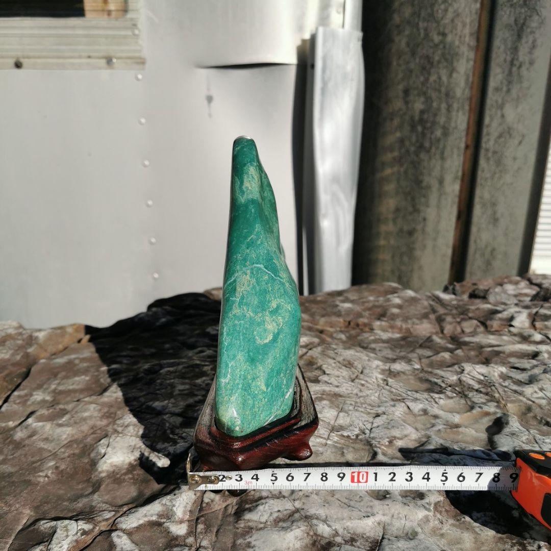 ナミビア　翡翠　3.8キロ　ヒスイ　鑑賞石　石　置物　オブジェ　インテリア